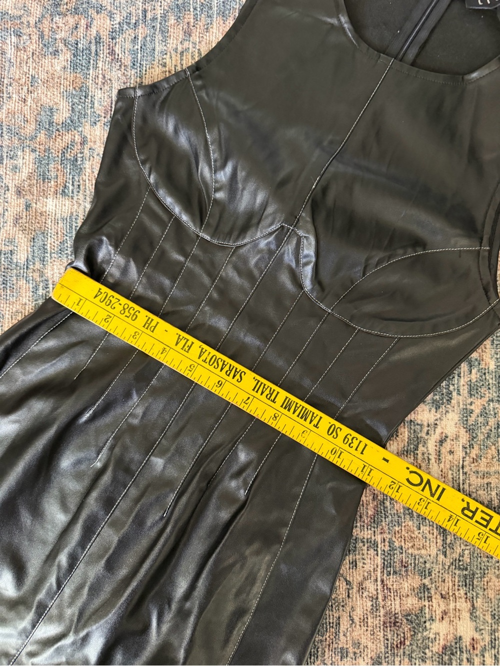 NEW Lioness Le Chateau Pleather Corset Style Bodice Sleeveless Mini Dress XS - Picture 9 of 14